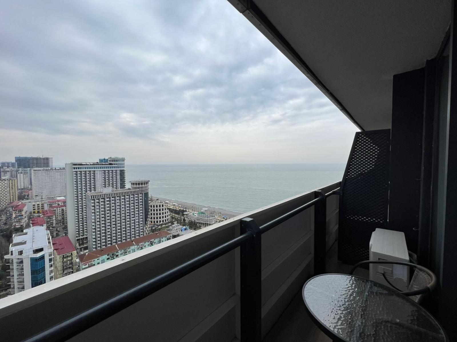 Orbi City Seaview Batoumi Extérieur photo